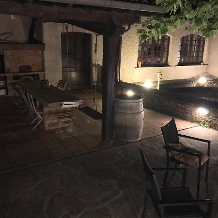 Domaine Du Moulin Bed & Breakfast Mouzieys-Teulet Bagian luar foto